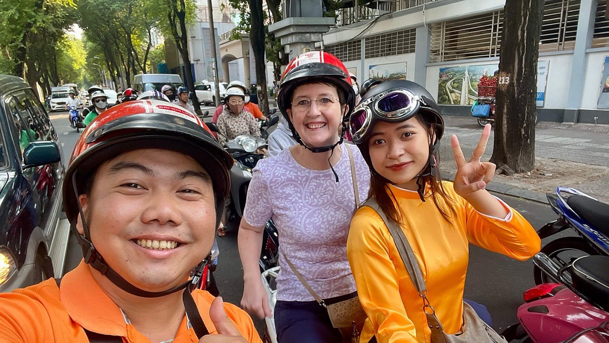 Ao Dai Female Rider Hidden Gems Sightseeing Tour