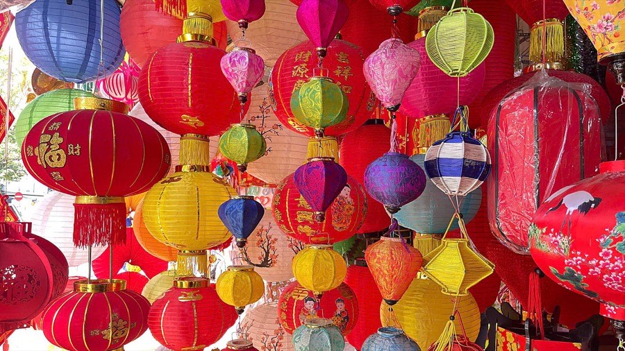 Saigon Chinatown Walking Culture & Lifestyle Tour
