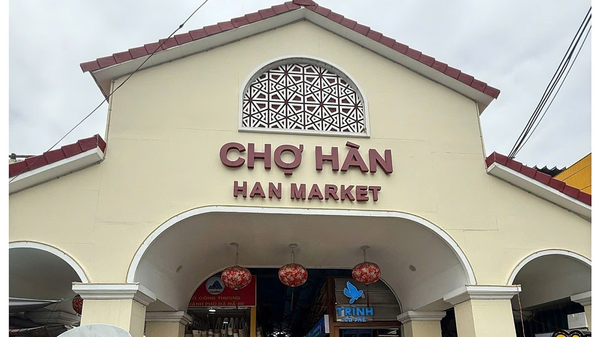 Da Nang Discover, Shop & Souvenir at Local Markets Motorbike Tour