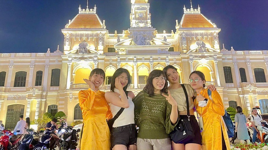 Saigon Night Tour Adventure by Scooter