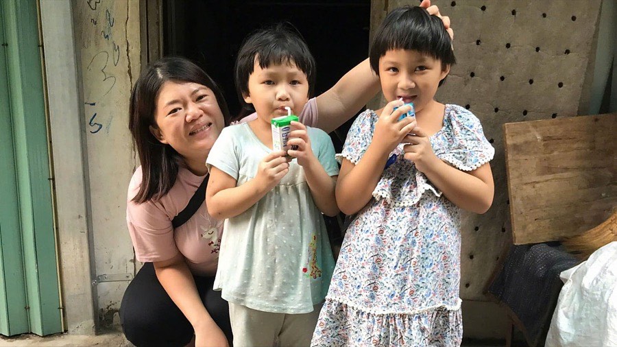 Ho Chi Minh City Slum Area & Charity Tour