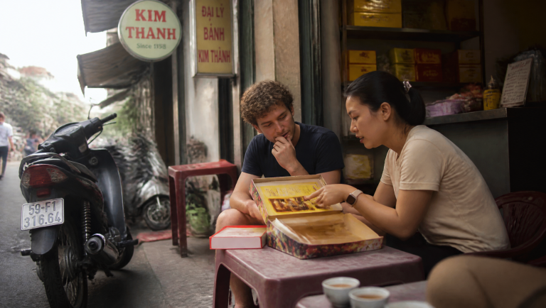 Saigon Mooncake 2026: What Locals Buy First in Saigon